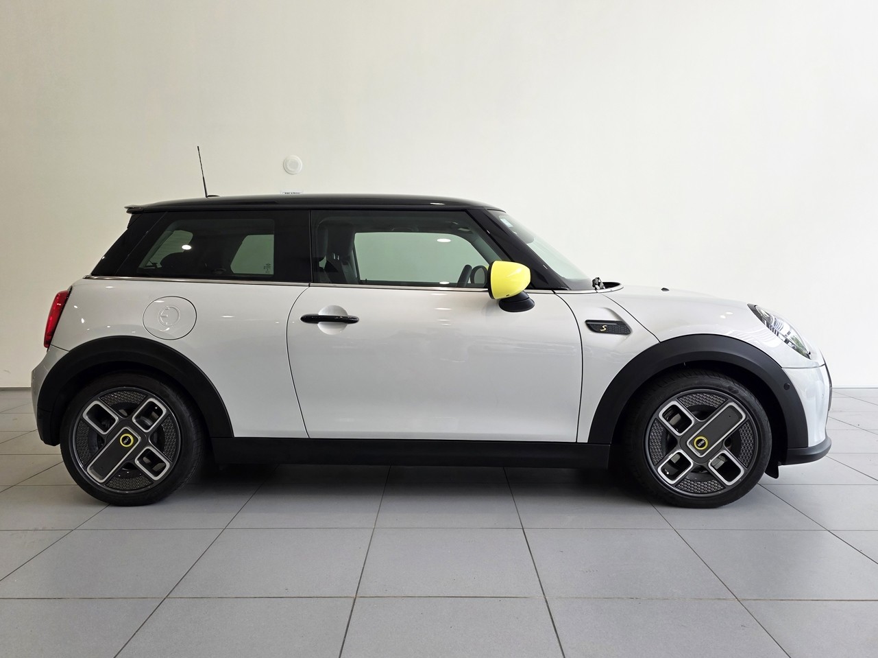 MINI Cooper SE Hatch Classic
