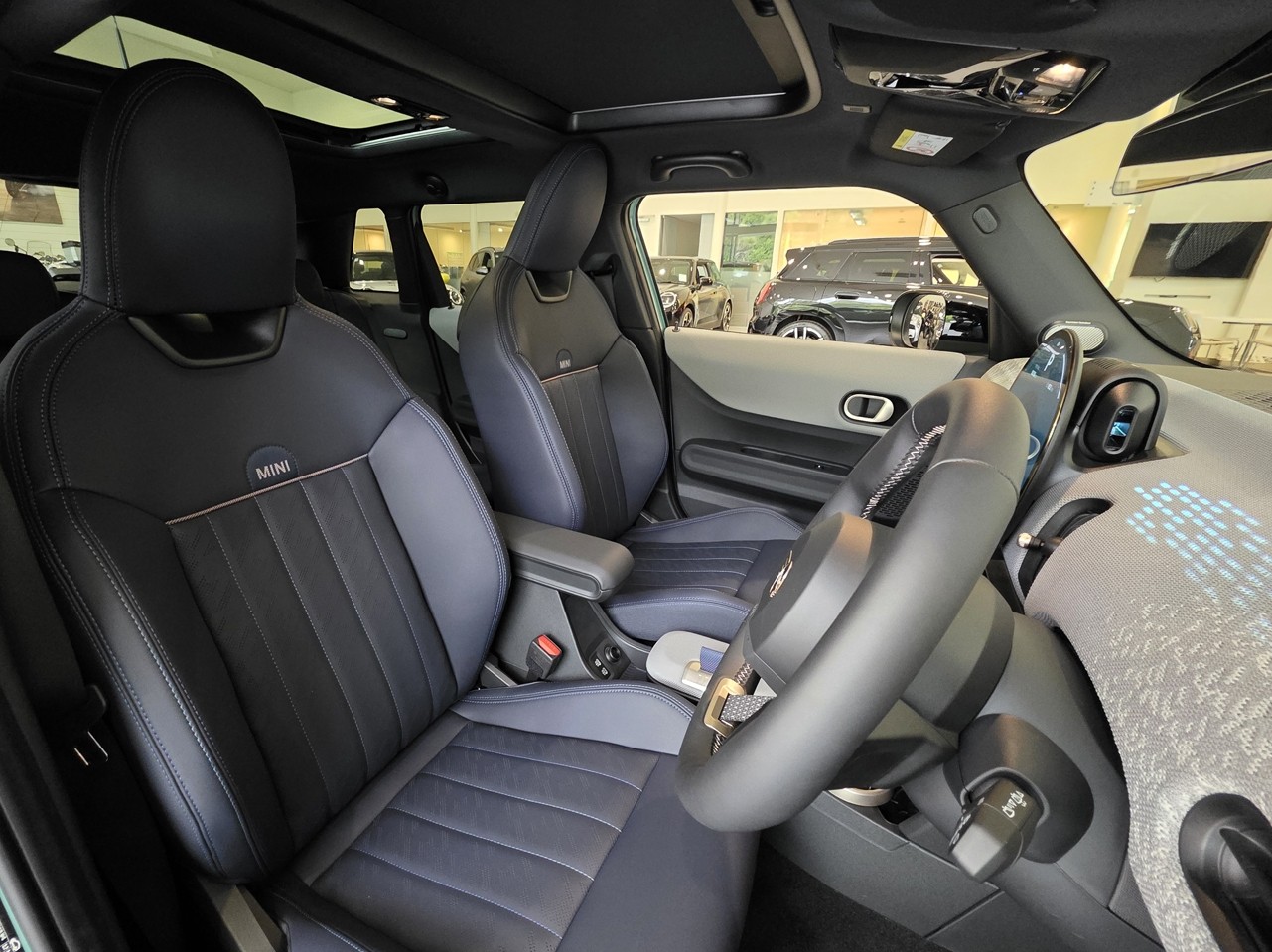 MINI Cooper C Favoured Spec 5dr
