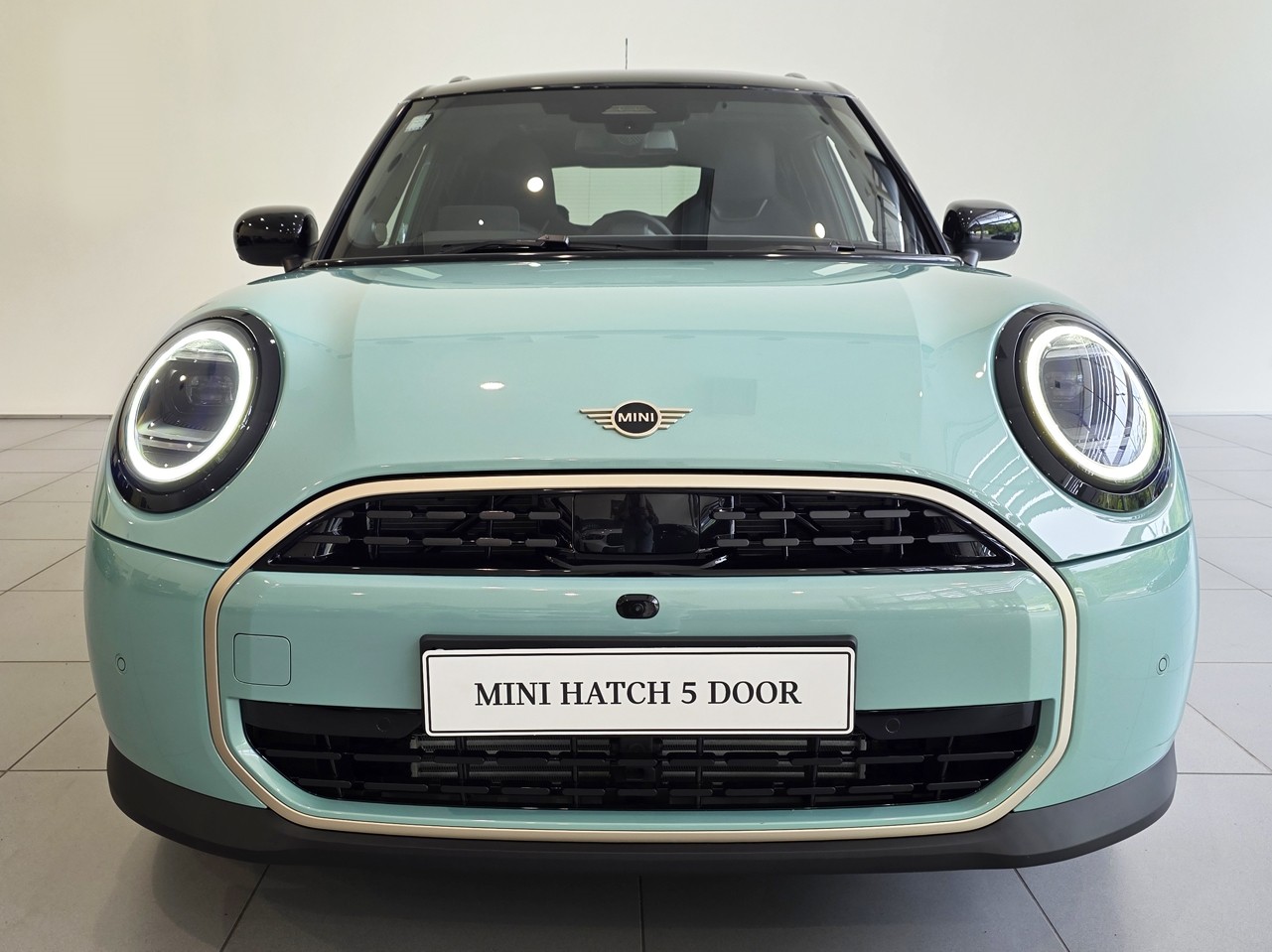 MINI Cooper C Favoured Spec 5dr