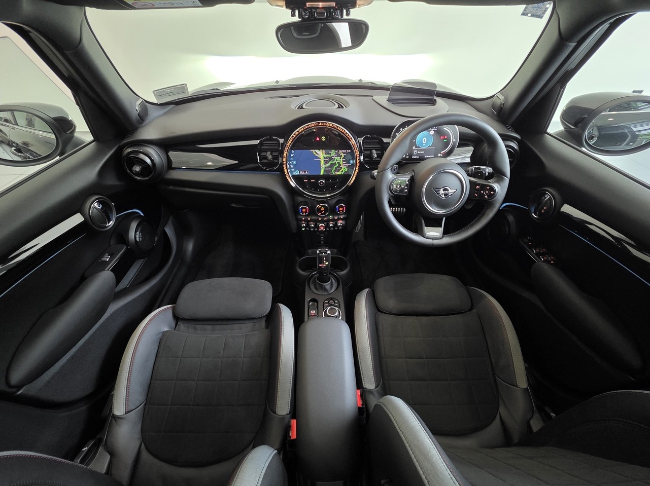 MINI Cooper S 5-Dr Hatch JCW Sport