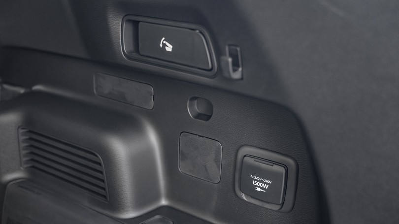 2025 Mitsubishi Outlander 19