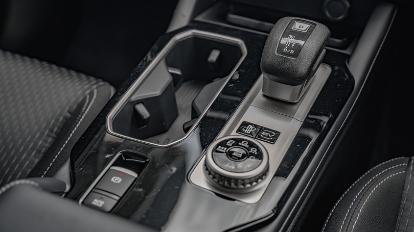 2025 Mitsubishi Outlander 17