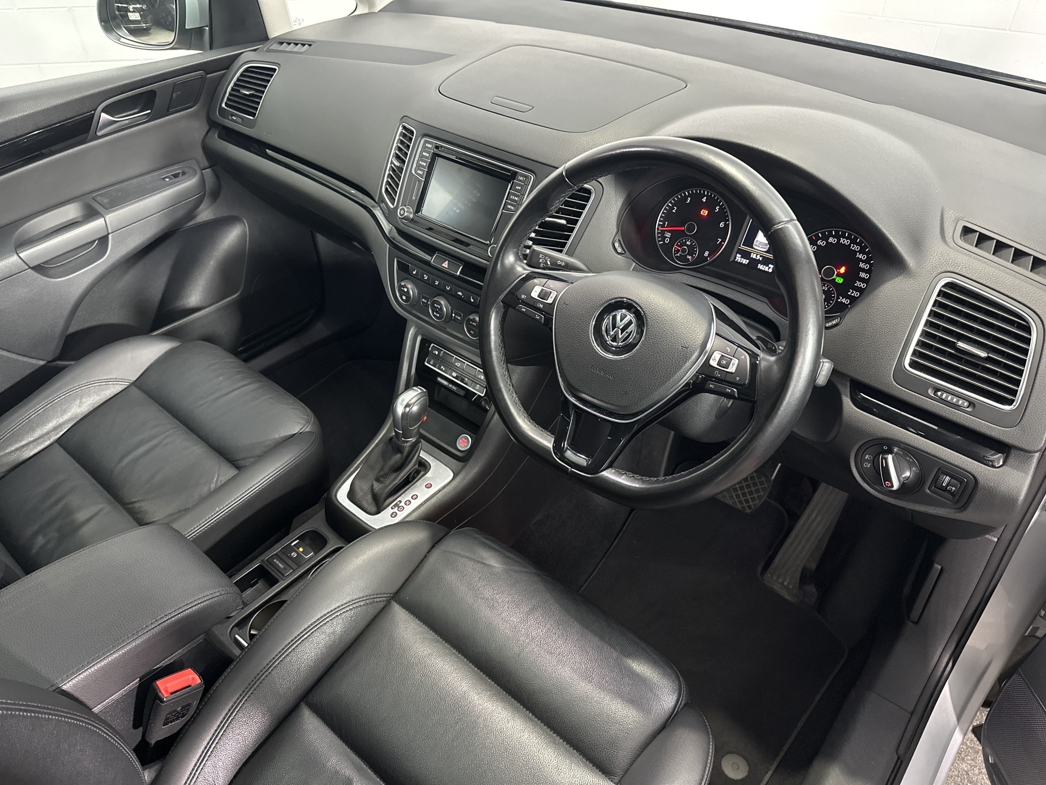 Volkswagen Sharan HIGHLINE TSI