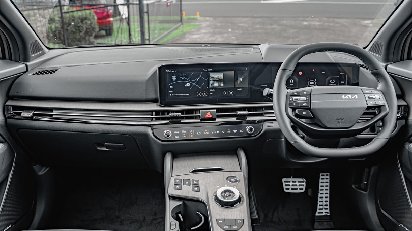 2025 Kia Sportage 10