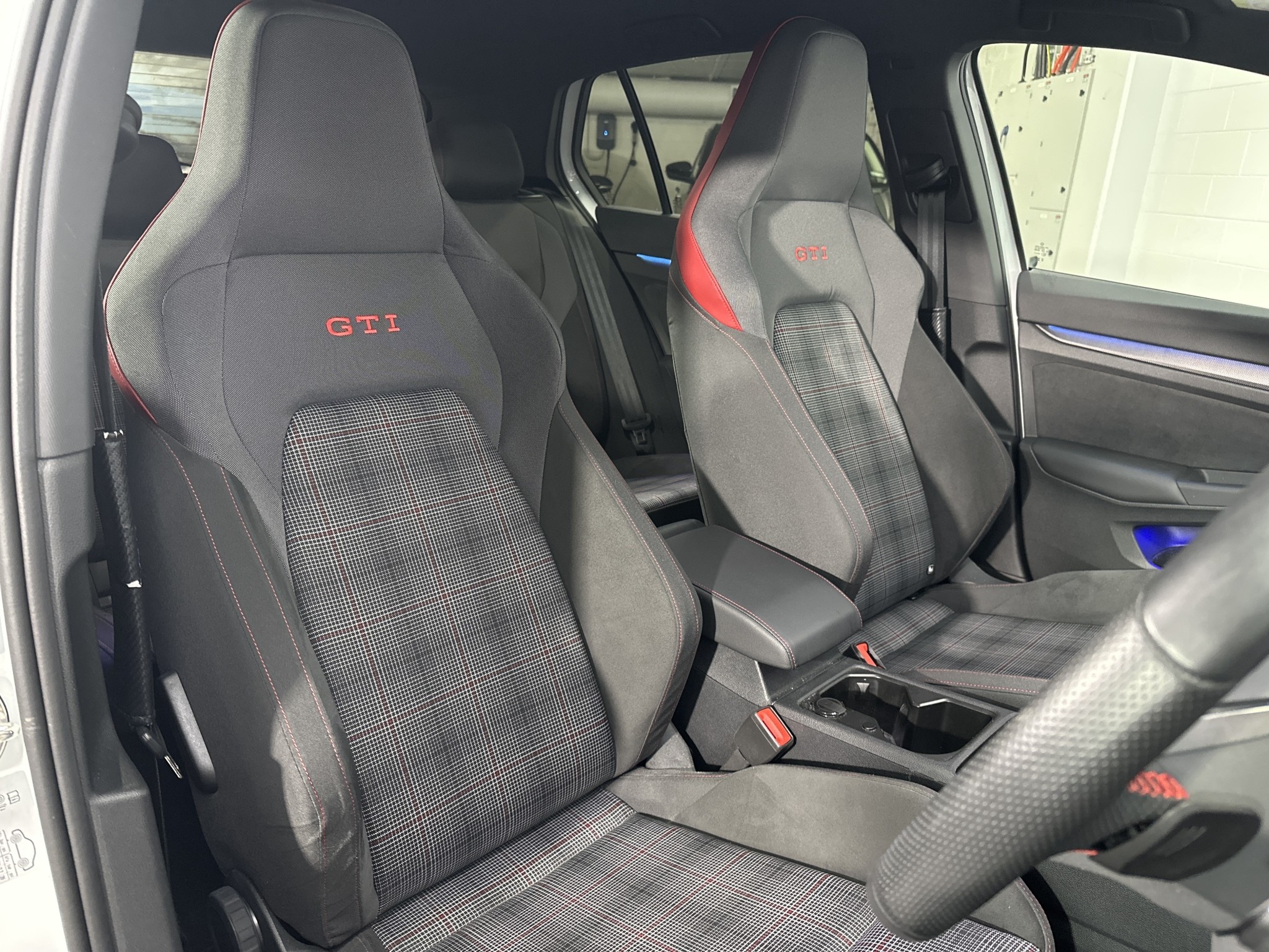 Volkswagen Golf Gti 2.0Pt/7At