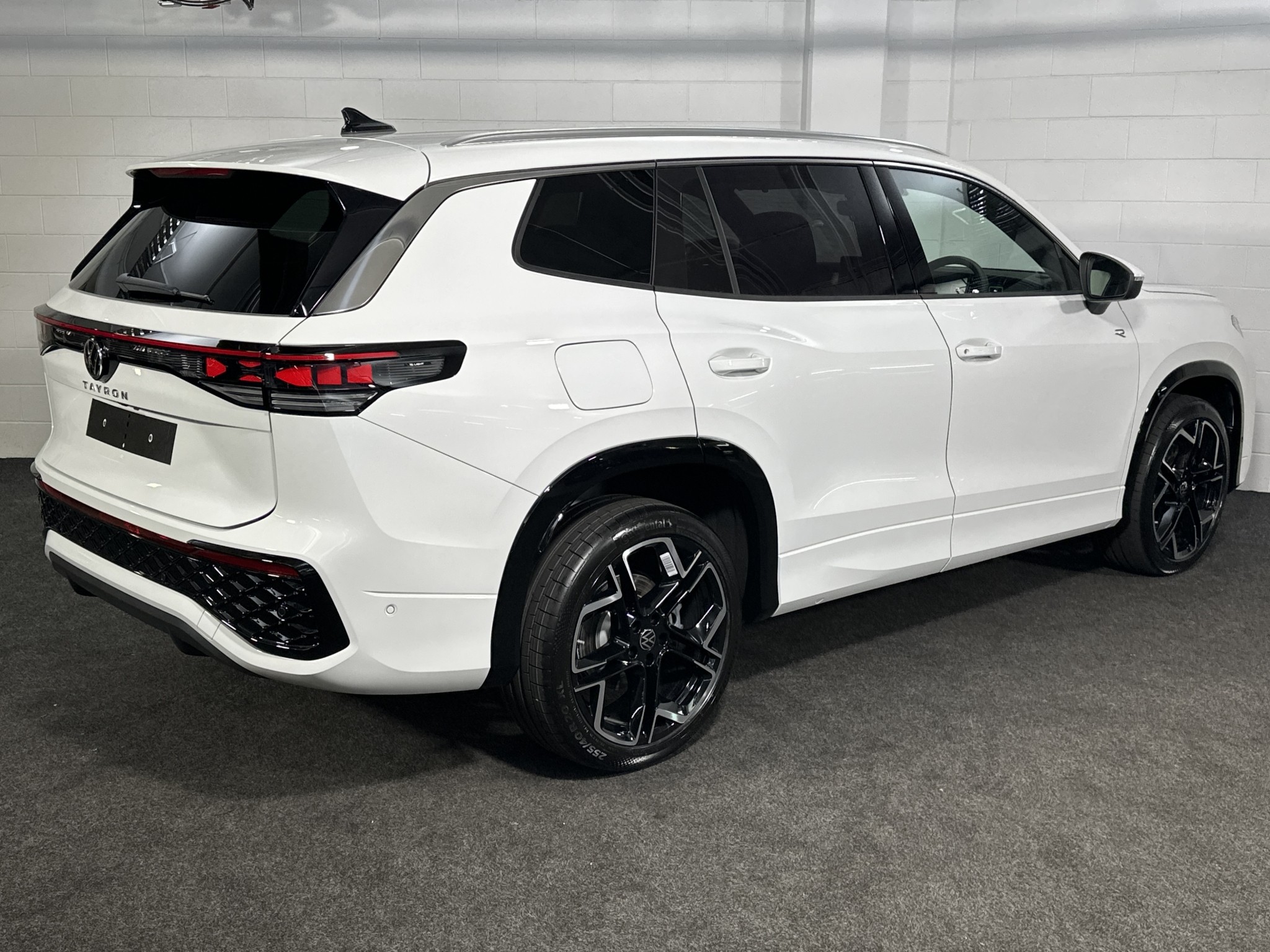 Volkswagen Tayron R-Line AWD