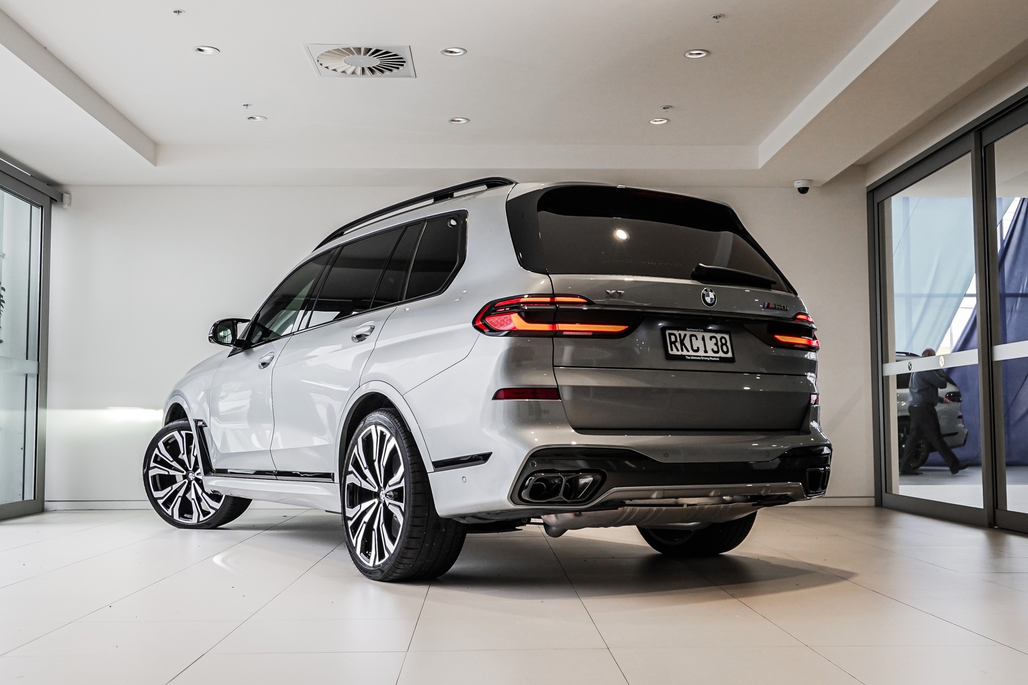 BMW X7 M60i