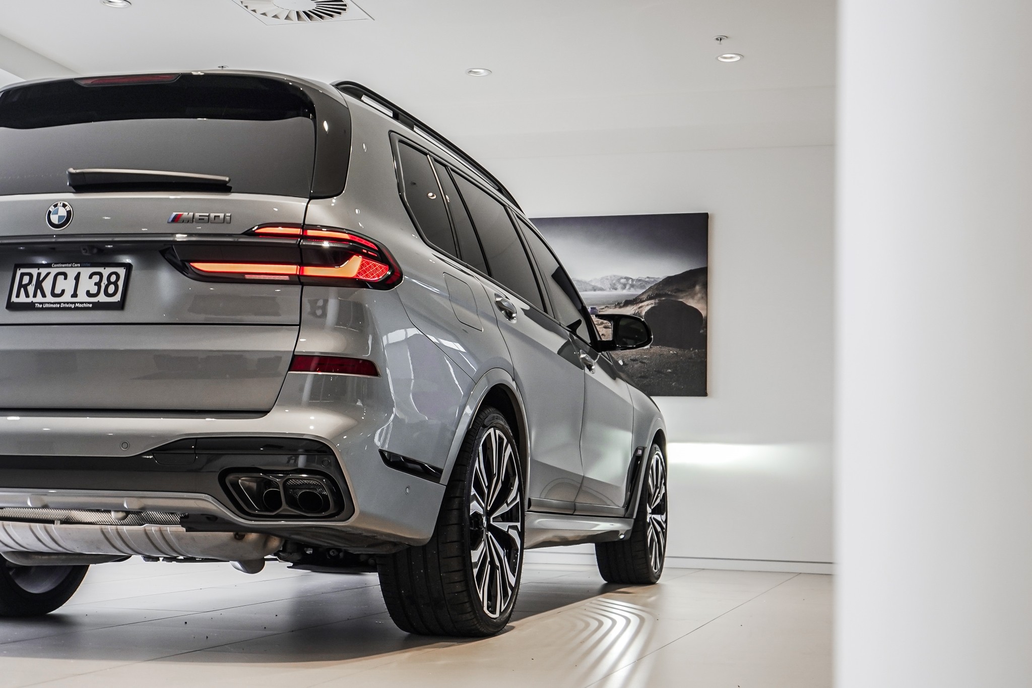 BMW X7 M60i