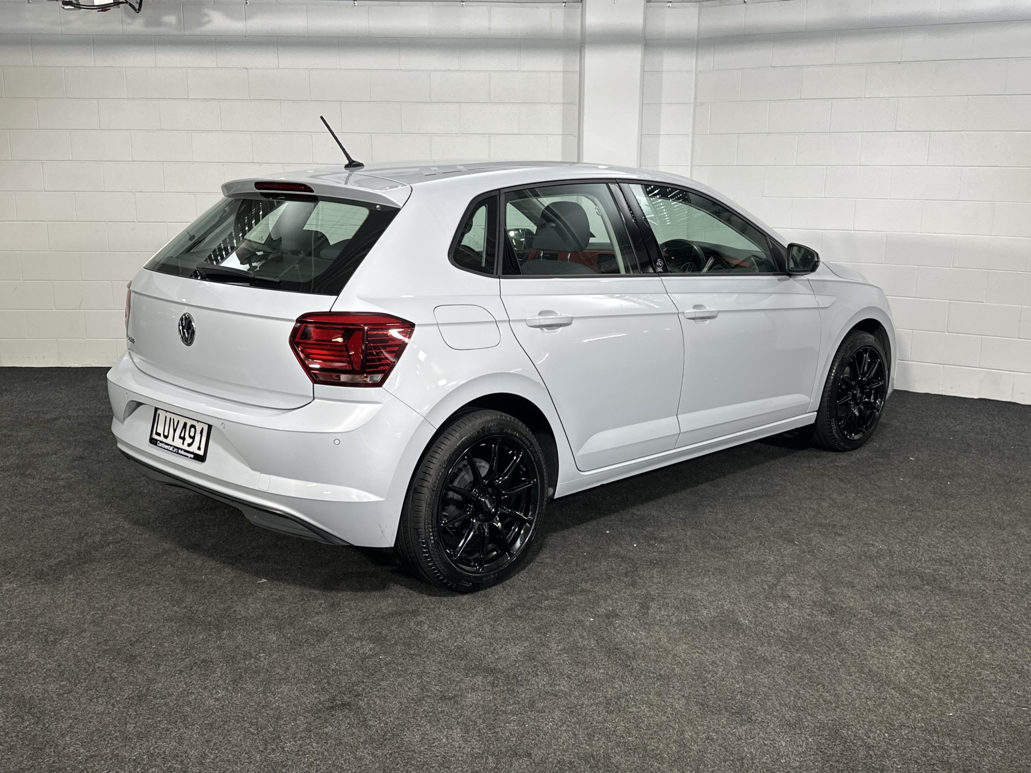 Volkswagen Polo TSI 70KW 1.0P/7AT DS