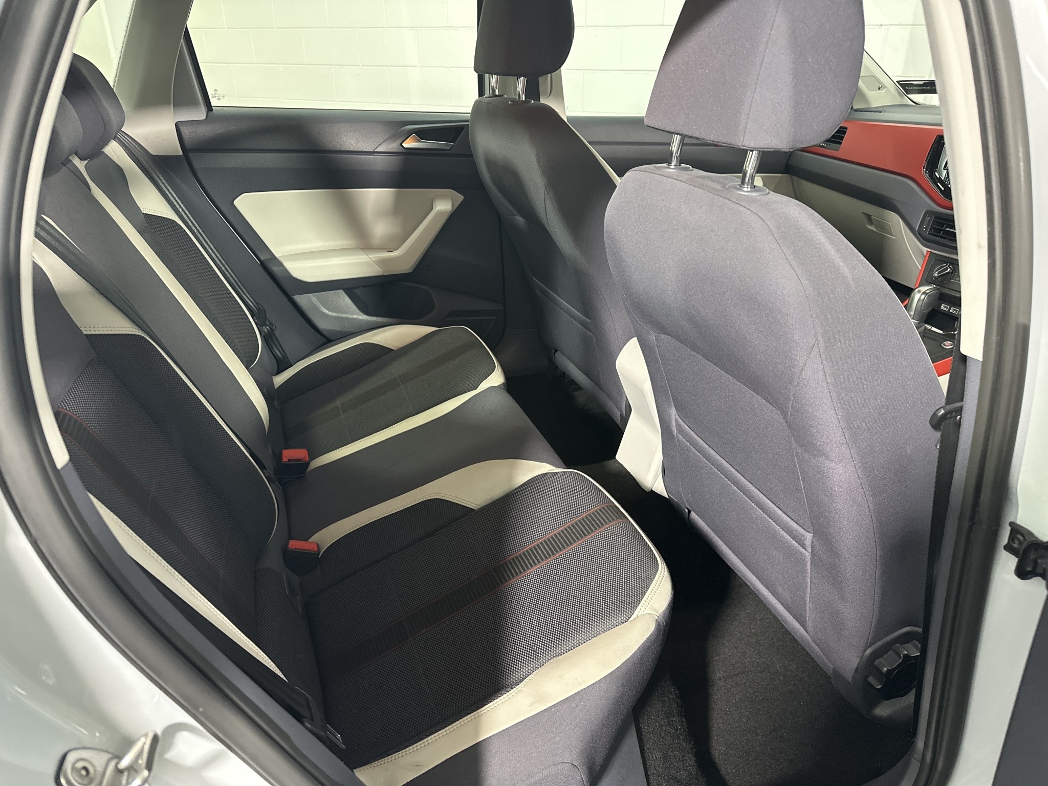 Volkswagen Polo TSI 70KW 1.0P/7AT DS