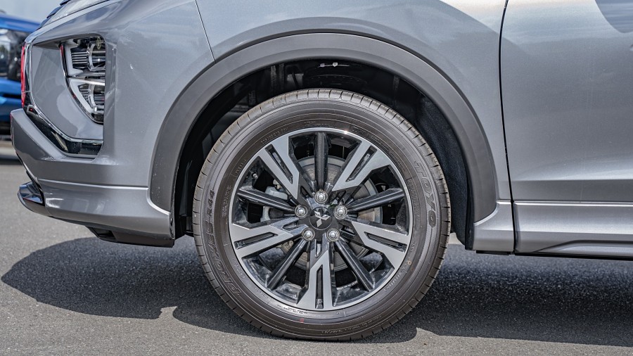 2025 Mitsubishi Eclipse Cross 6