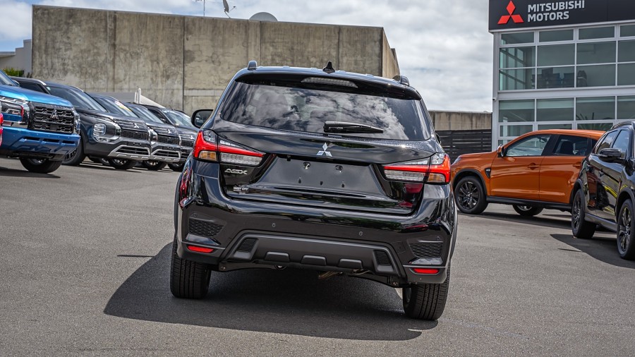 2025 Mitsubishi ASX 4