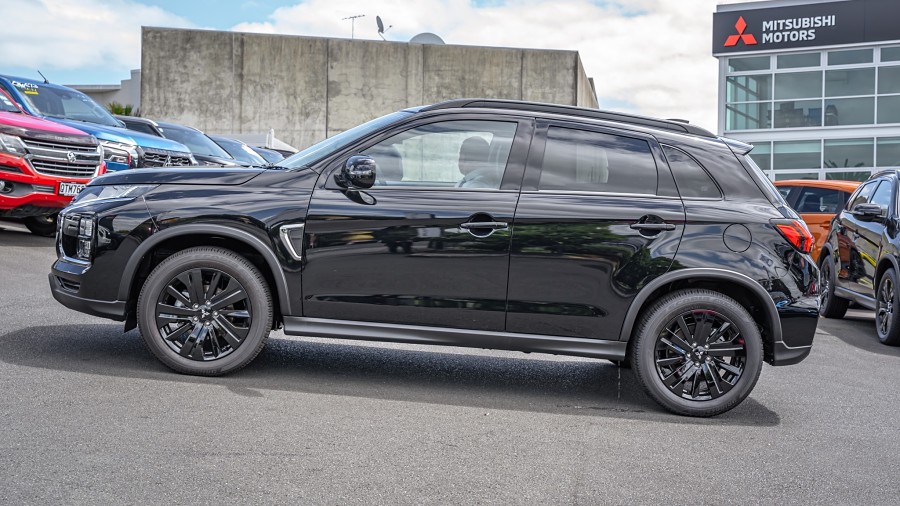 2025 Mitsubishi ASX 5