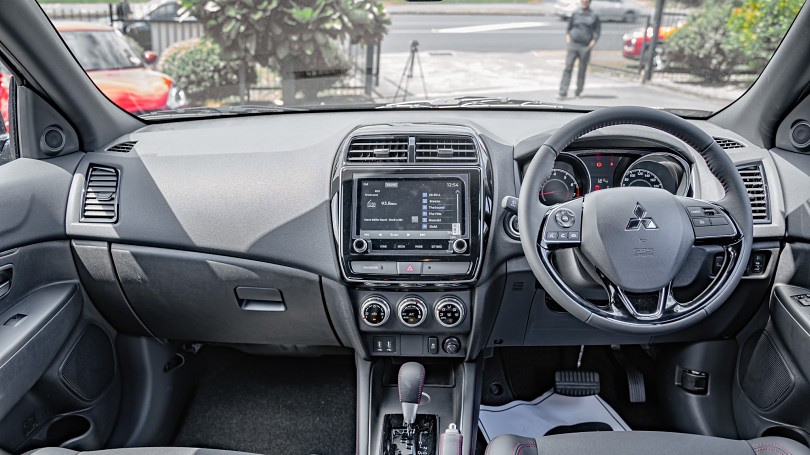 2025 Mitsubishi ASX 10