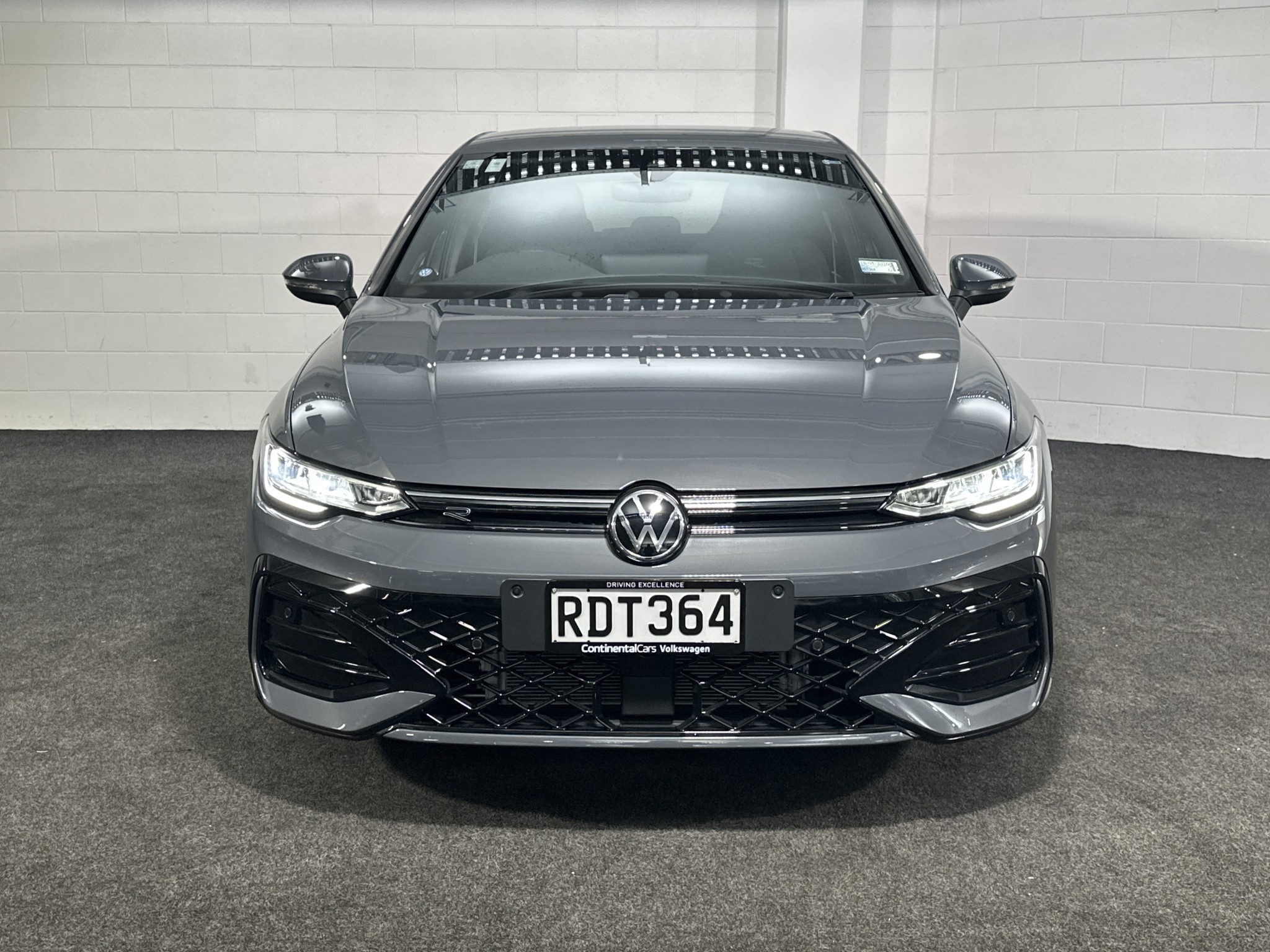 Volkswagen Golf 8.5 R-LINE