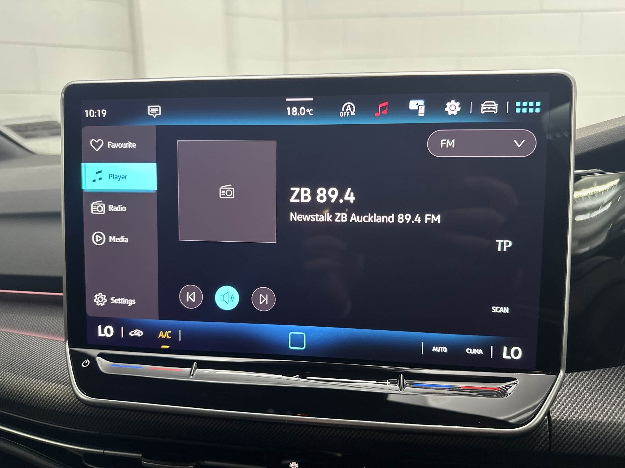 Volkswagen Golf 8.5 R-LINE