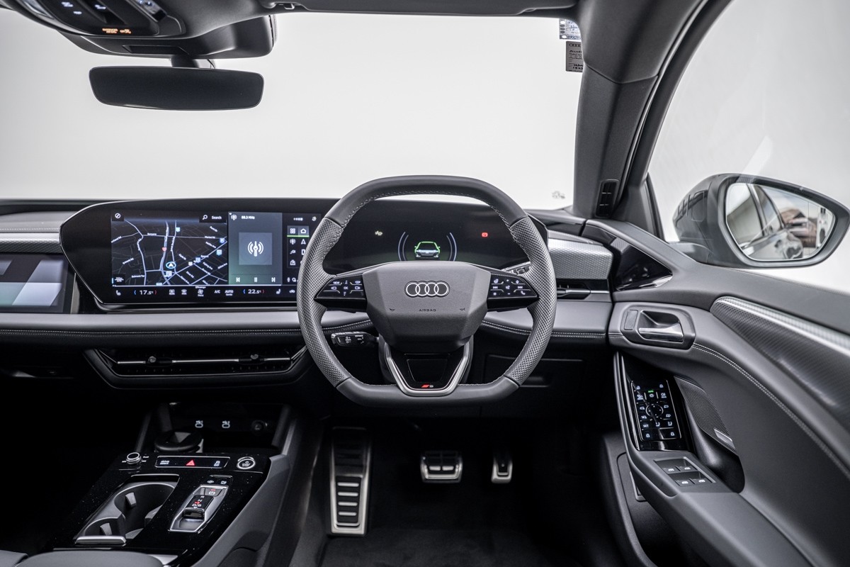 Audi A6 AVANT E-TRON S LINE QUATTRO