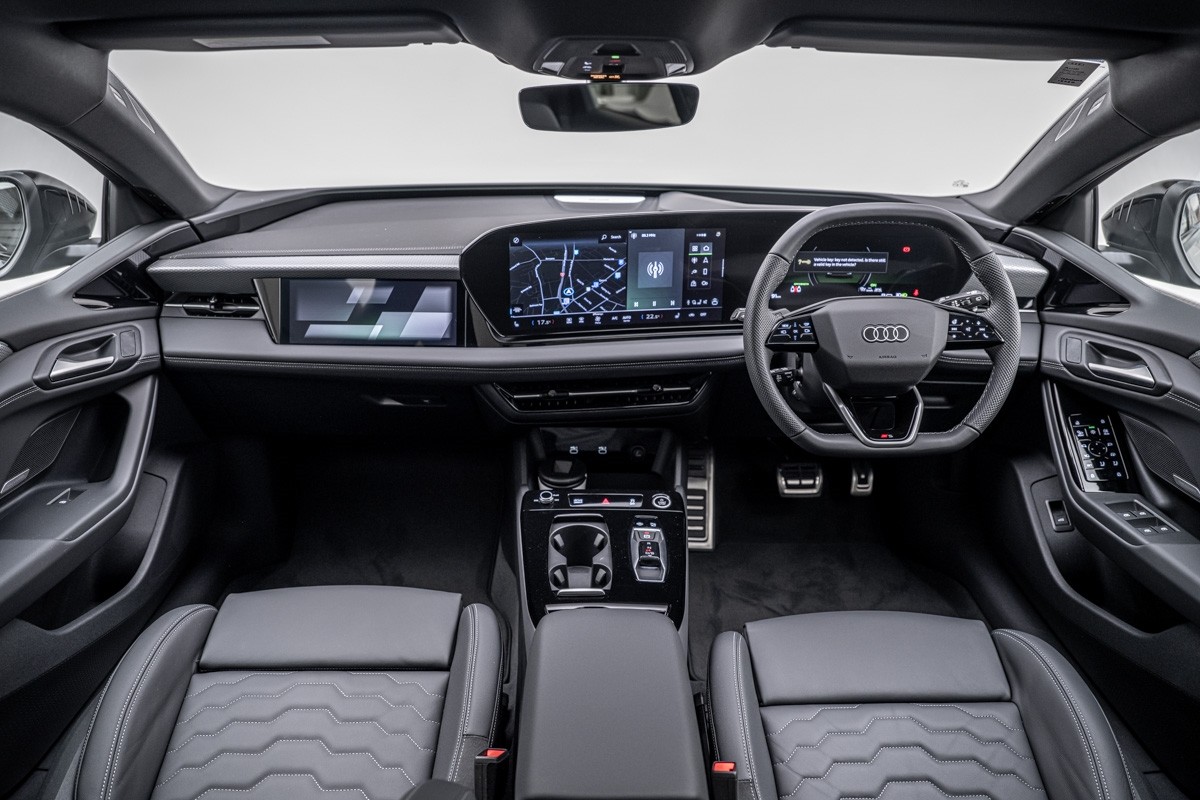 Audi A6 AVANT E-TRON S LINE QUATTRO