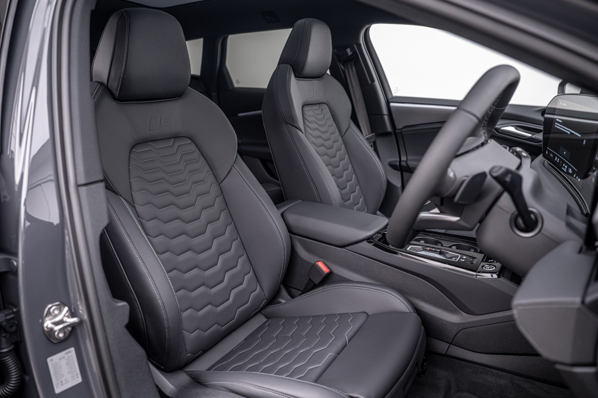 Audi A6 AVANT E-TRON S LINE QUATTRO