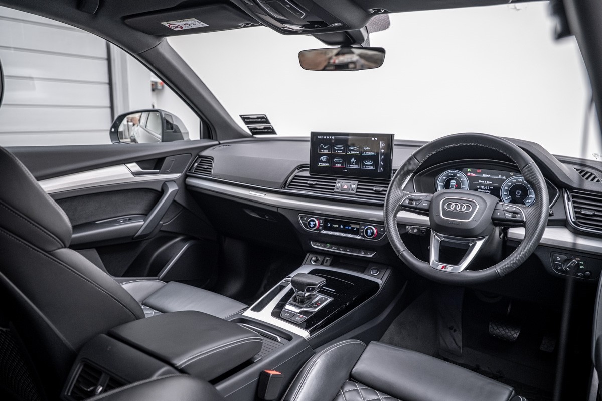 Audi Q5 50 TFSI E S LINE
