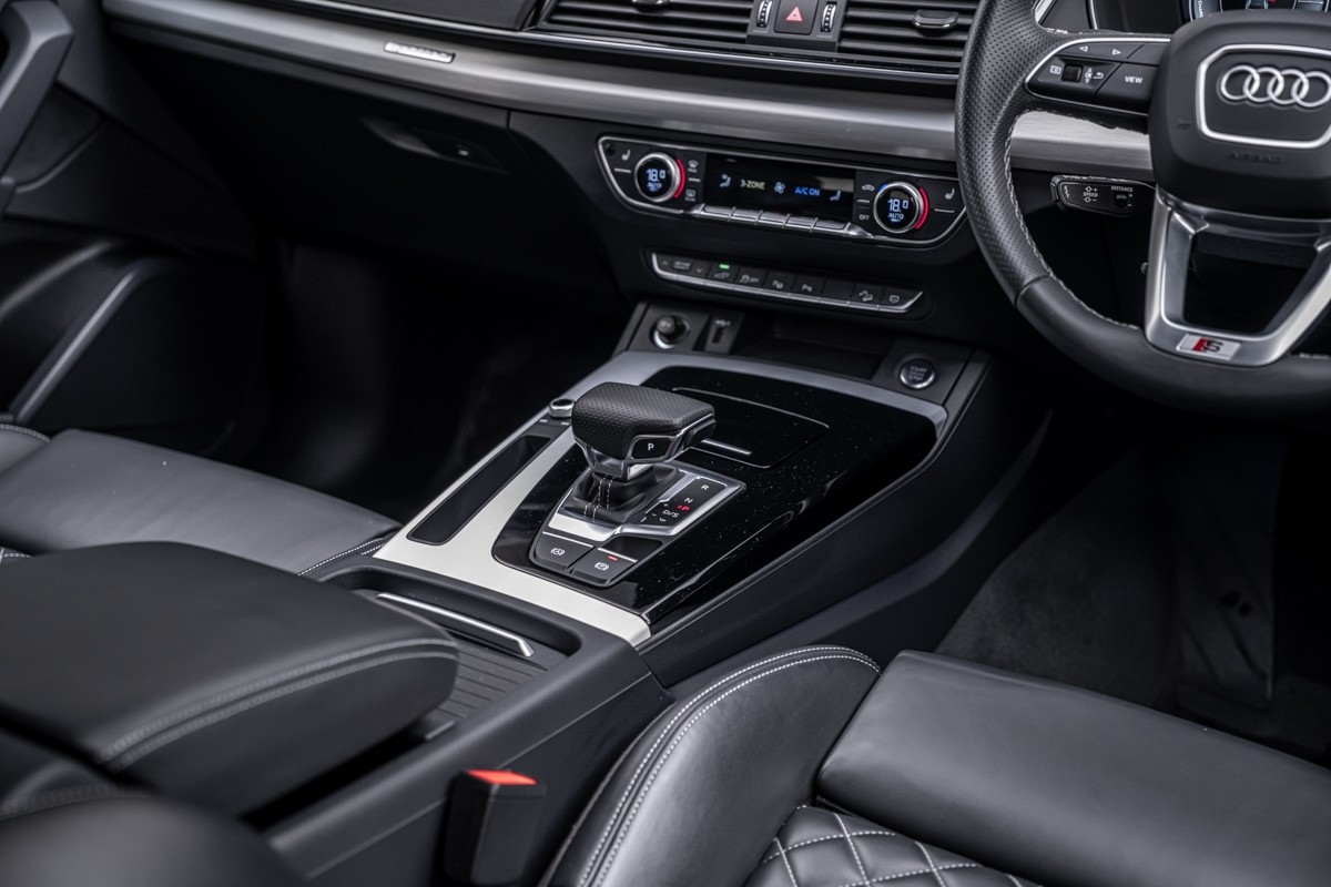 Audi Q5 50 TFSI E S LINE