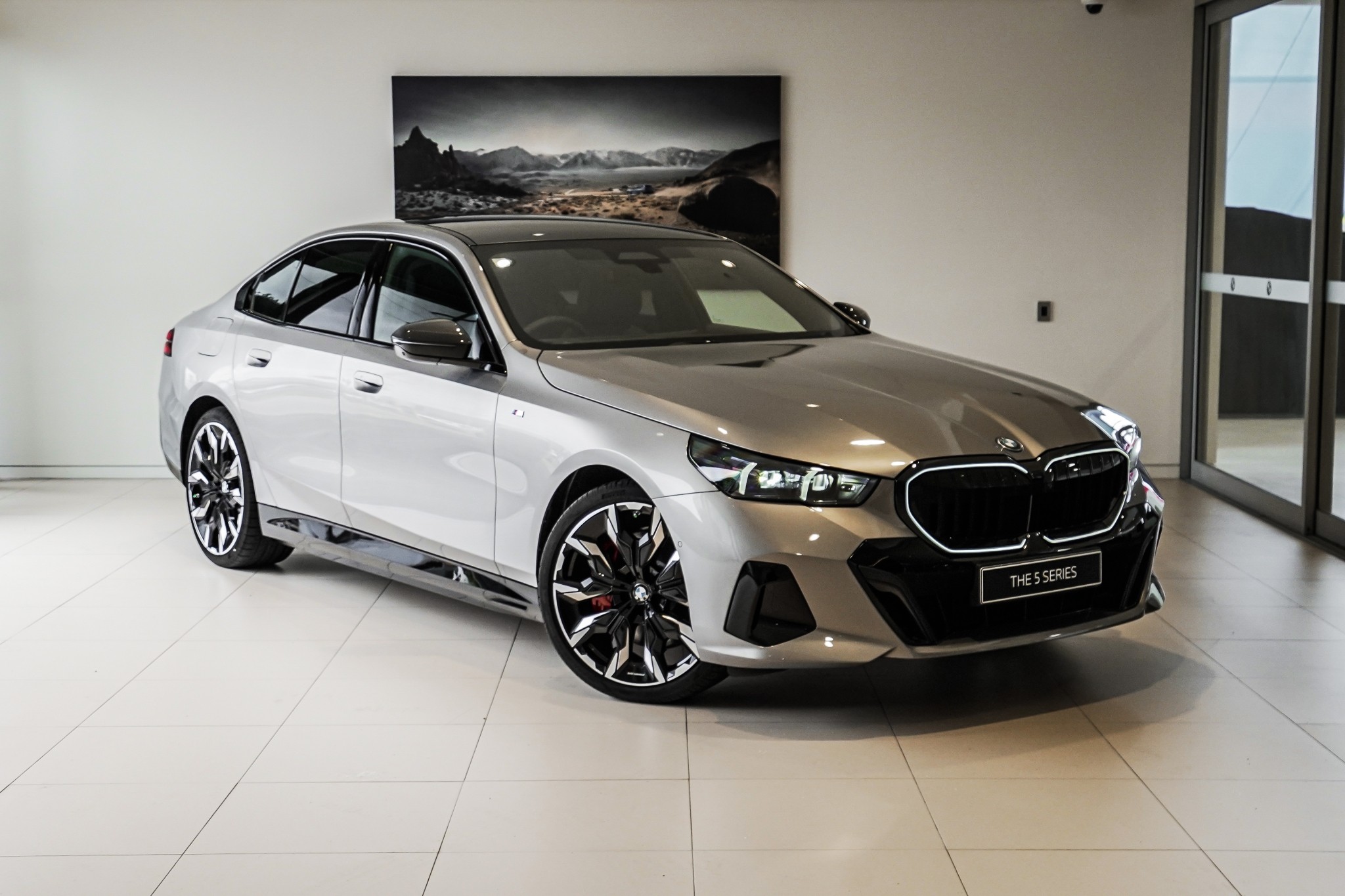 BMW 550e xDrive Sedan