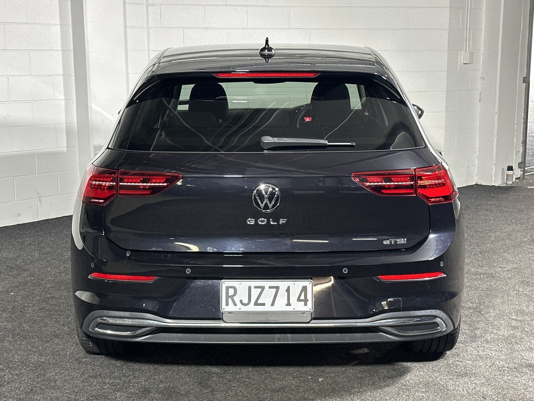 Volkswagen Golf E-TSi Style