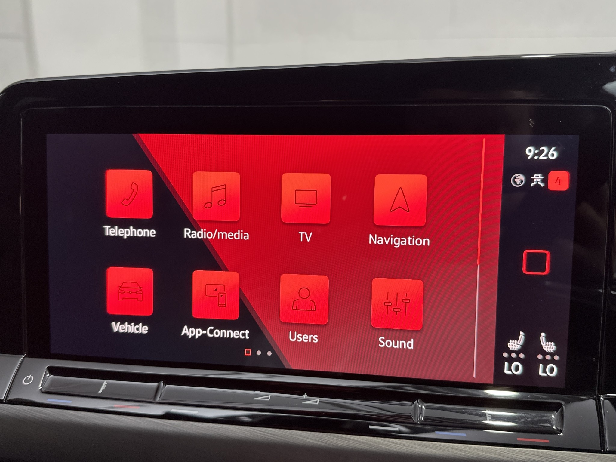 Volkswagen Golf E-TSi Style