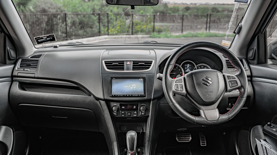 2012 Suzuki Swift 10