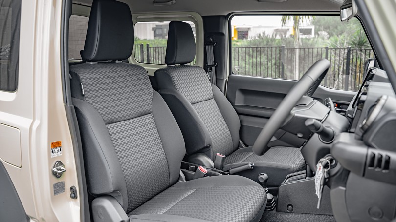 2025 Suzuki Jimny 10