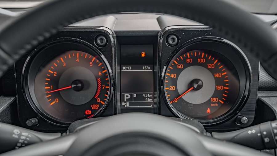 2025 Suzuki Jimny 13