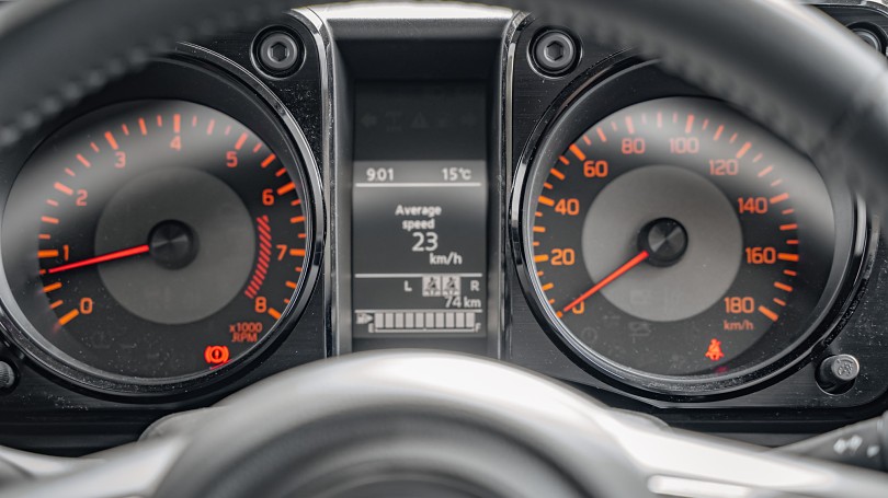 2025 Suzuki Jimny 12