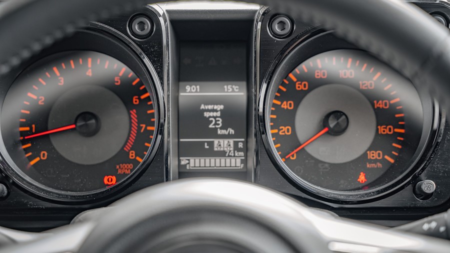 2025 Suzuki Jimny 12