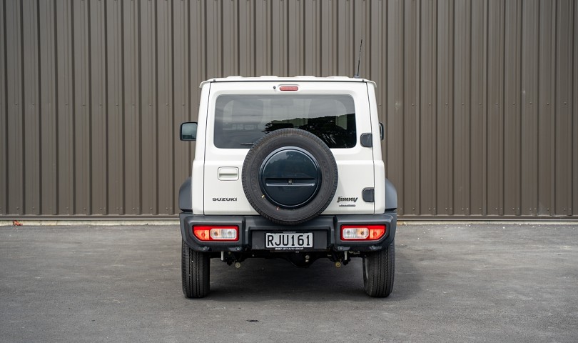 2025 Suzuki Jimny 4