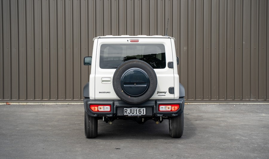 2025 Suzuki Jimny 4