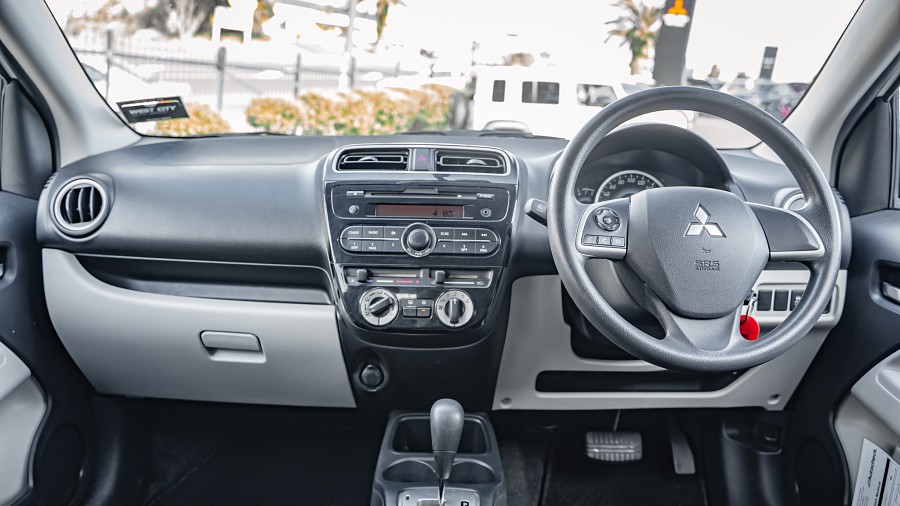 2015 Mitsubishi Mirage 10