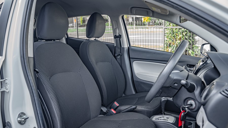 2015 Mitsubishi Mirage 8