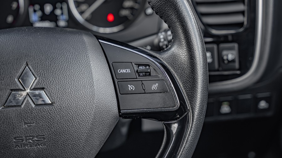 2021 Mitsubishi Outlander 14