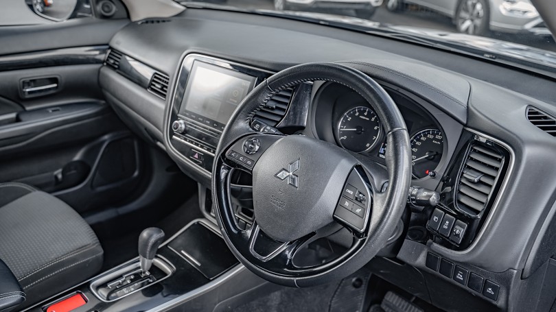 2021 Mitsubishi Outlander 9