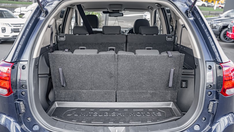 2021 Mitsubishi Outlander 20