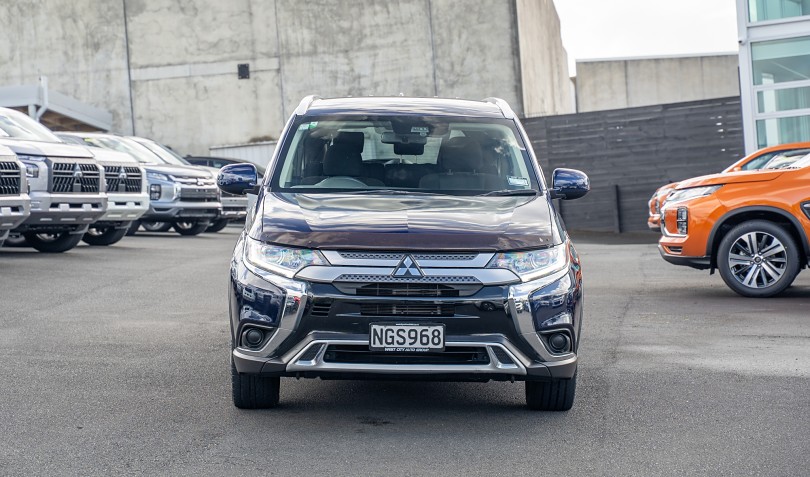 2021 Mitsubishi Outlander 3