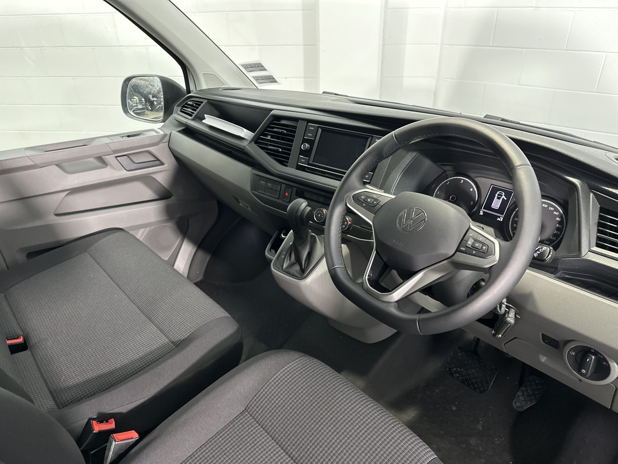 Volkswagen Transporter T6.1 SWB 340NM DSG