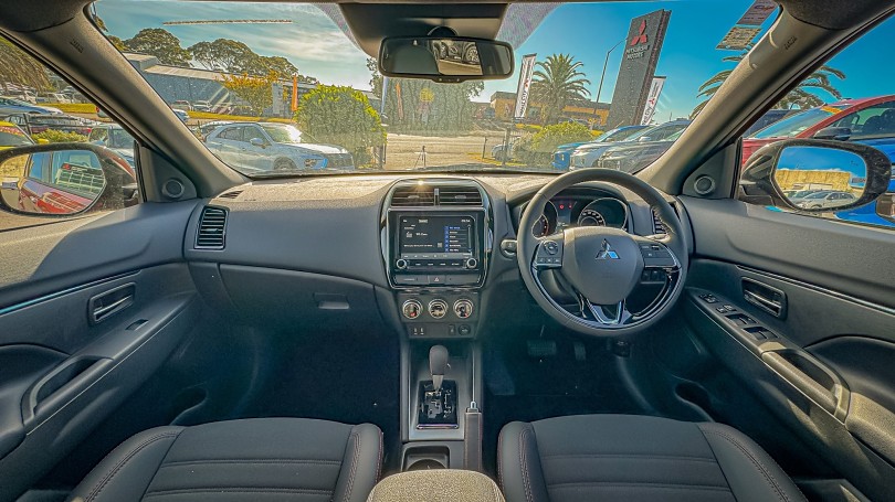 2025 Mitsubishi ASX 10