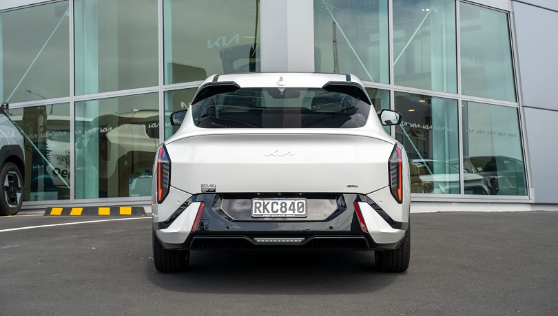 2025 Kia EV4 4