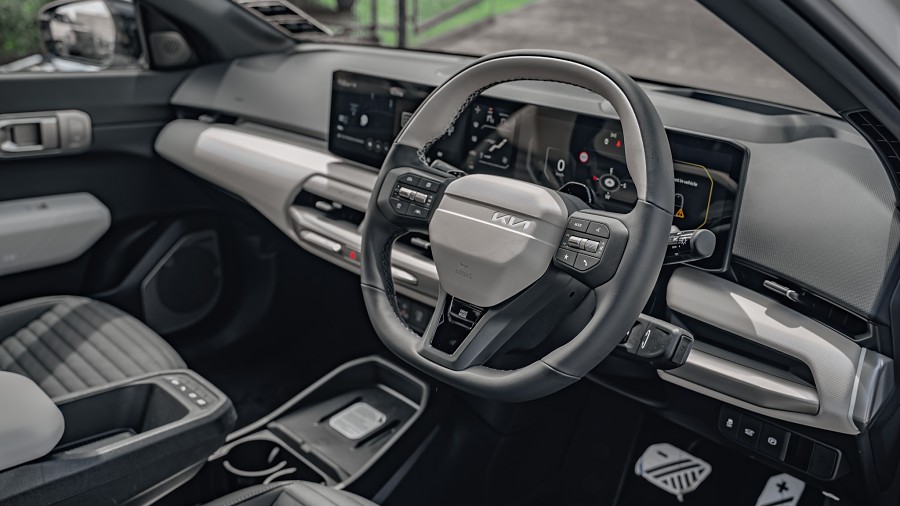 2025 Kia EV4 9