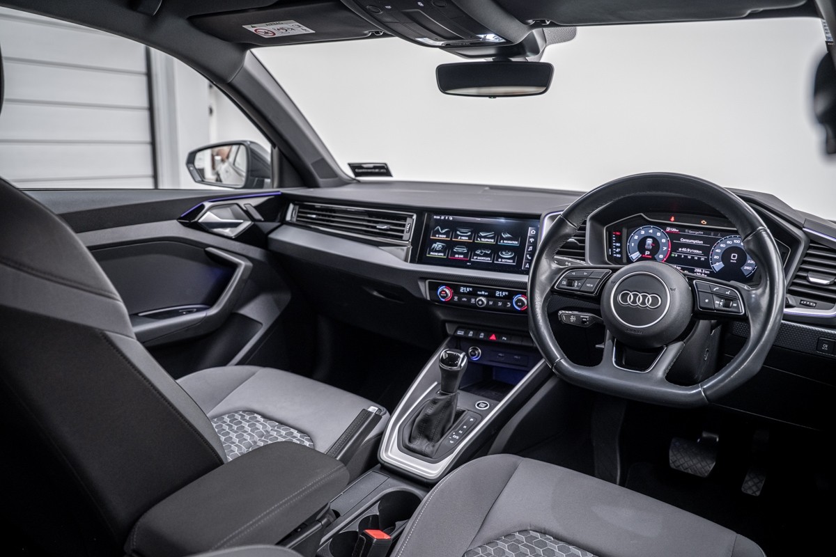 Audi A1 SPORTBACK 40 TFSI S TRONIC