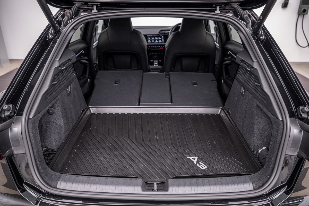 Audi A3 RS 3 SPORTBACK TFSI 294 KW