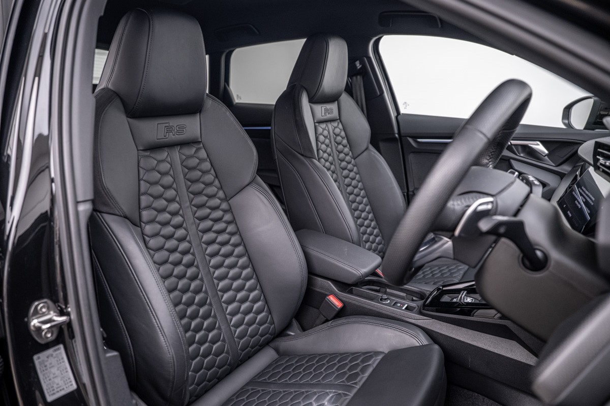 Audi A3 RS 3 SPORTBACK TFSI 294 KW