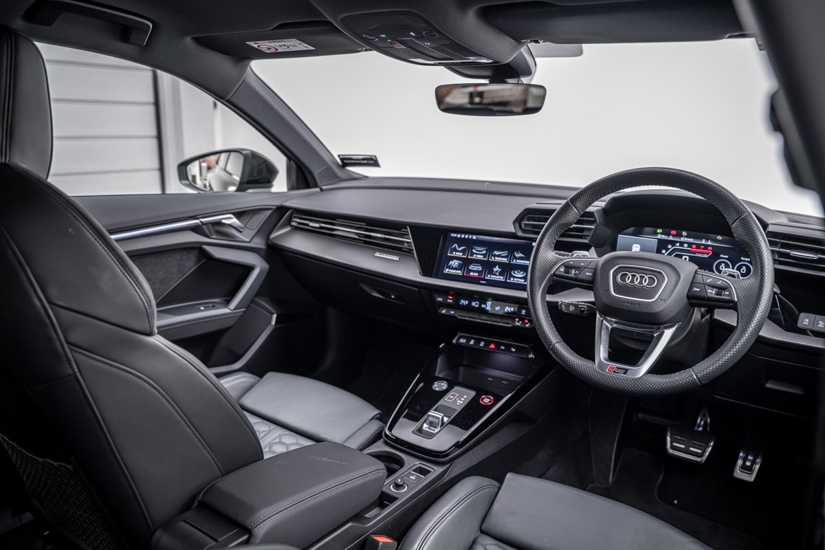 Audi A3 RS 3 SPORTBACK TFSI 294 KW