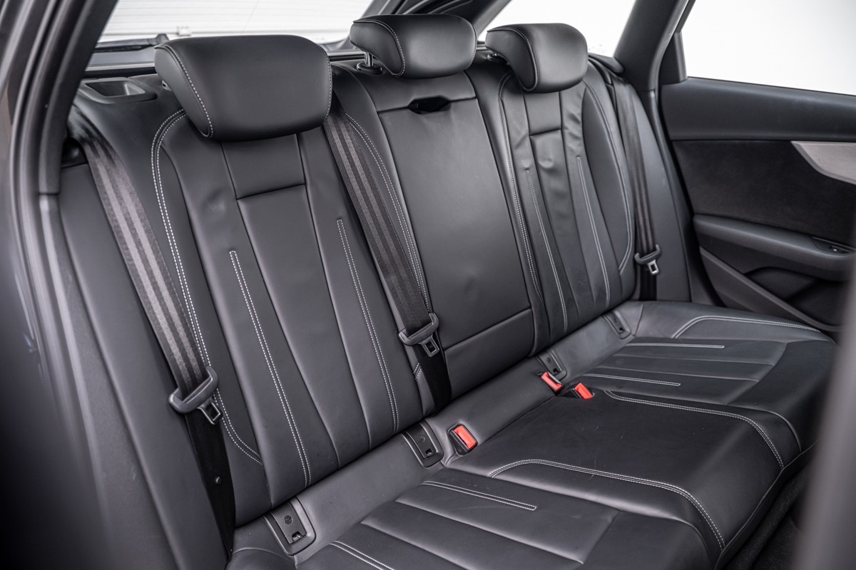 Audi A4 AVANT 2.0 TFSI QUATTRO S-LINE